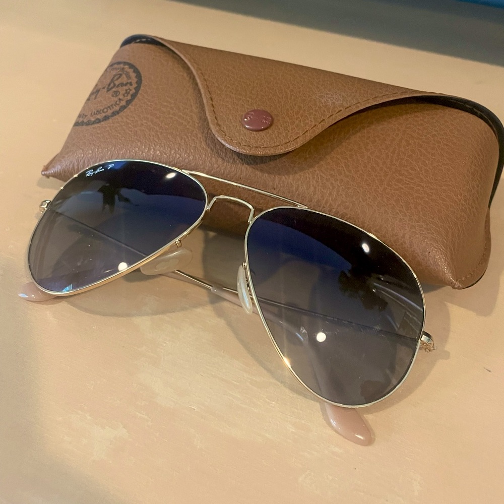 Ray-Ban Blue Polarized Aviator Sunglasses